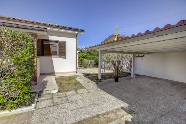 Villa bifamiliare in vendita a Ardea