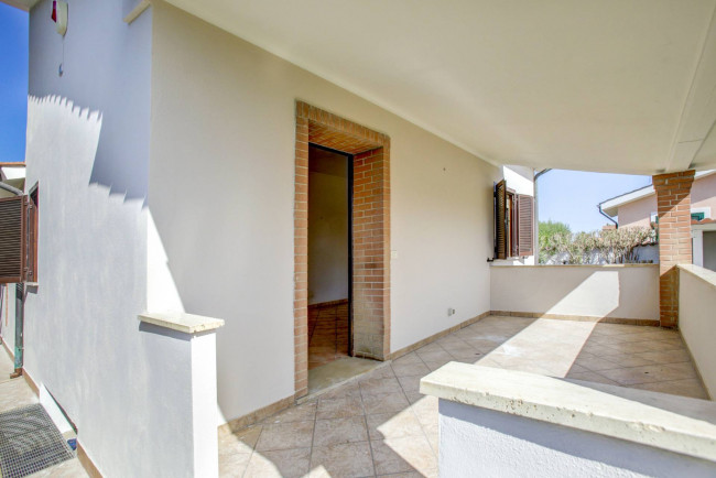 Villa bifamiliare in vendita a Ardea