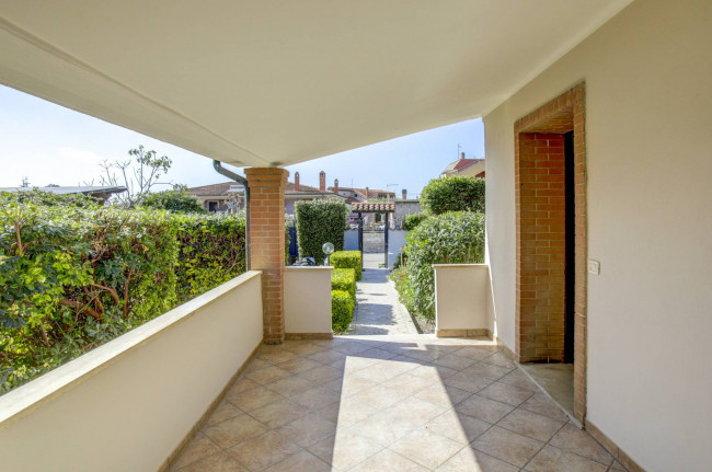 Villa bifamiliare in vendita a Ardea