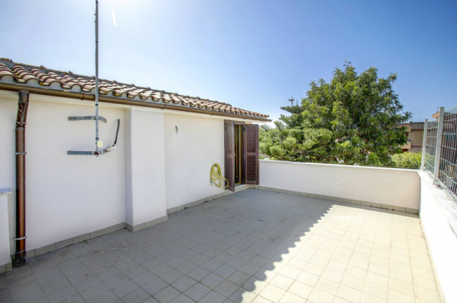 Villa bifamiliare in vendita a Ardea