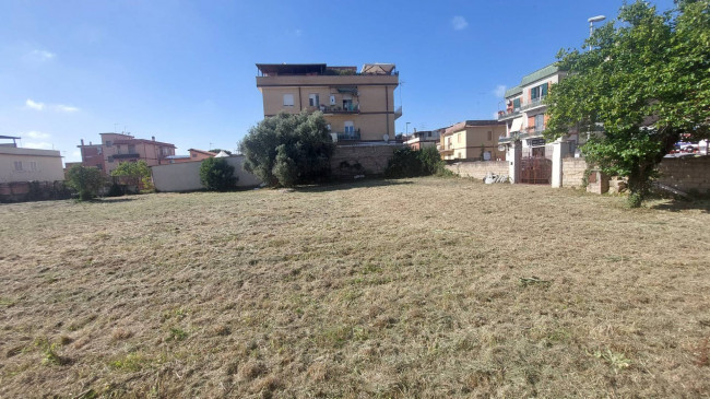 Terreno Edificabile in vendita a Roma
