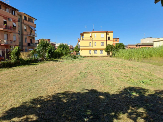 Terreno Edificabile in vendita a Roma