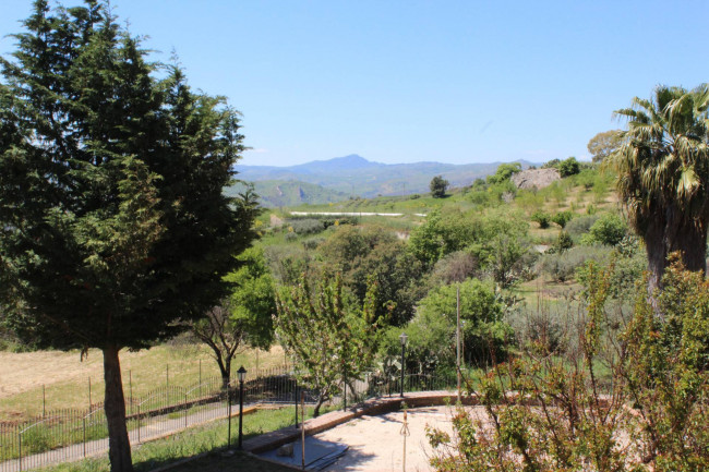 Villa singola in vendita a Gagliano Castelferrato