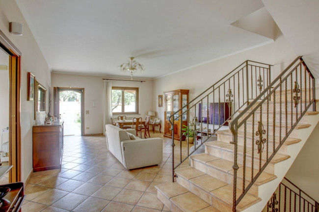 Villa singola in vendita a Pomezia