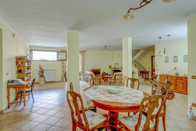 Villa singola in vendita a Pomezia