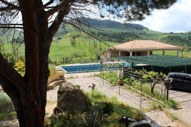 Agriturismo in vendita a Gangi
