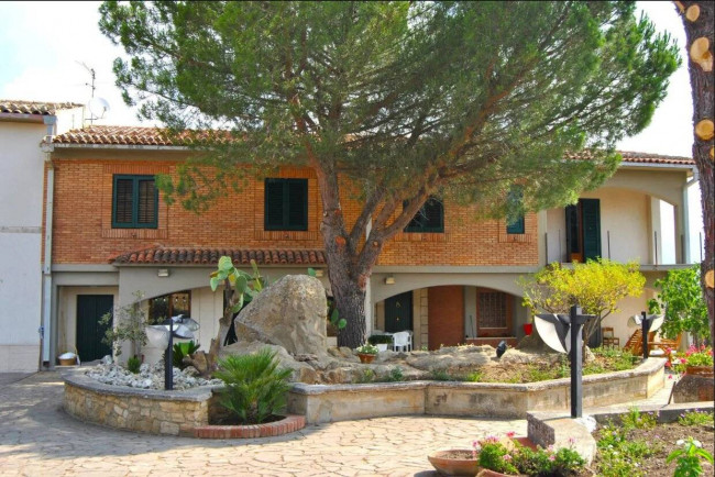 Agriturismo in vendita a Gangi