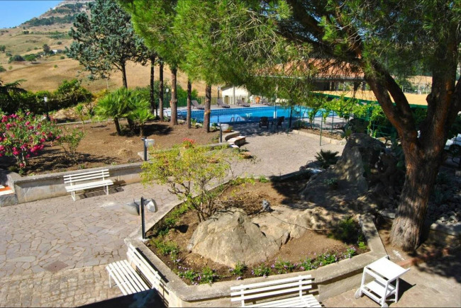 Agriturismo in vendita a Gangi
