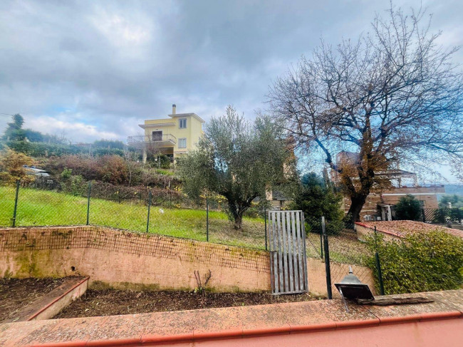 Villa a schiera in vendita a Capena
