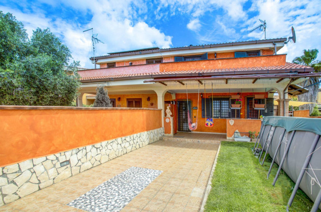 Villa a schiera in vendita a Ardea