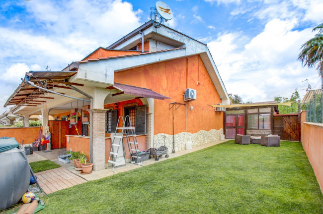 Villa a schiera in vendita a Ardea