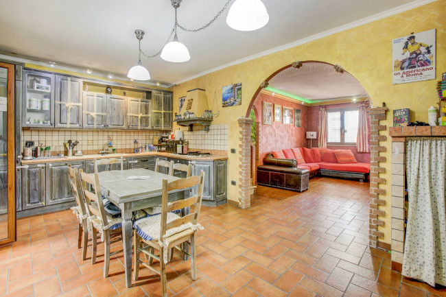 Villa a schiera in vendita a Ardea