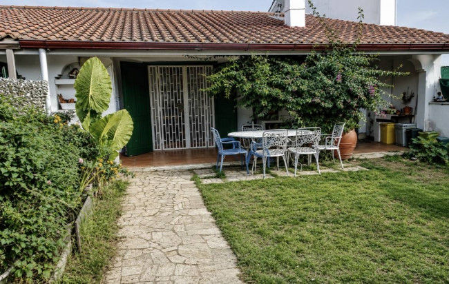 Villa a schiera in vendita a Ardea