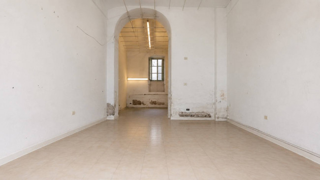 Locale Commerciale in affitto a Roma