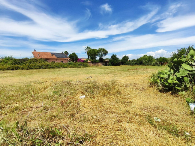Terreno in vendita a Roma