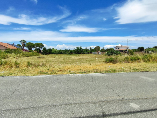 Terreno in vendita a Roma