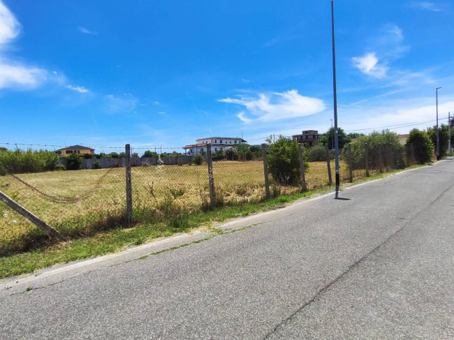 Terreno in vendita a Roma