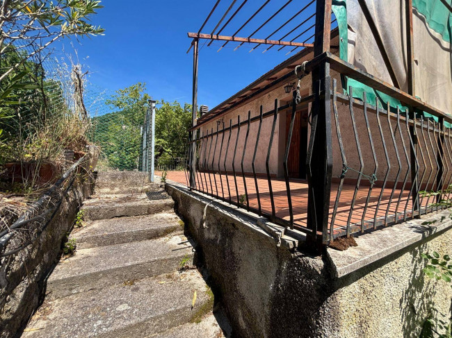 Casa Indipendente in vendita a Terni