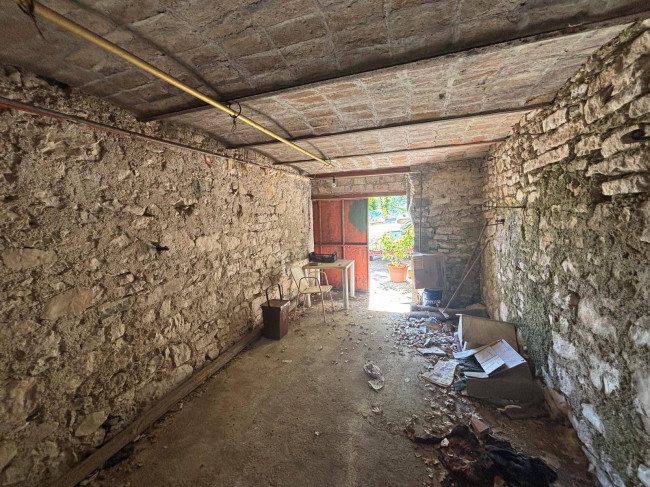 Casa Indipendente in vendita a Terni