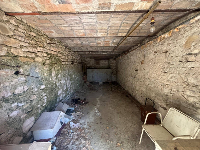 Casa Indipendente in vendita a Terni