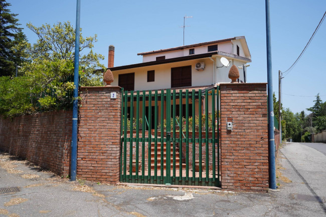 Villa singola in vendita a Pedara