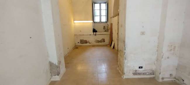 Locale Commerciale in affitto a Roma