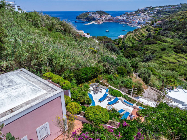 Villa in vendita a Ponza
