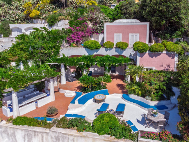 Villa in vendita a Ponza