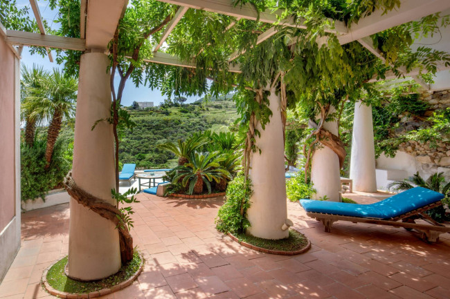Villa in vendita a Ponza