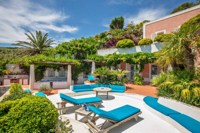 Villa in vendita a Ponza