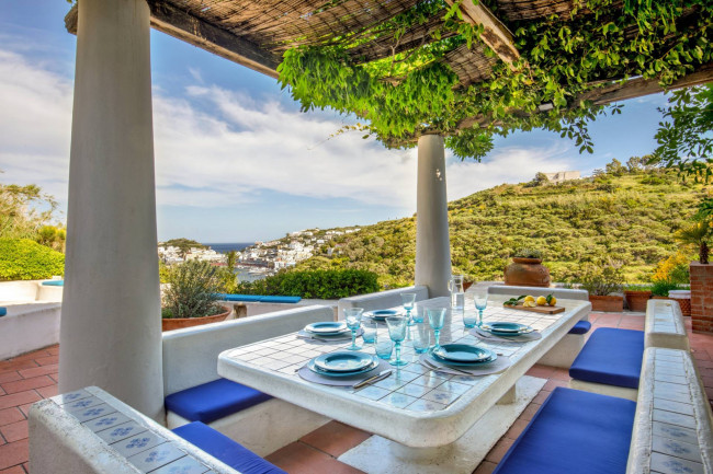 Villa in vendita a Ponza
