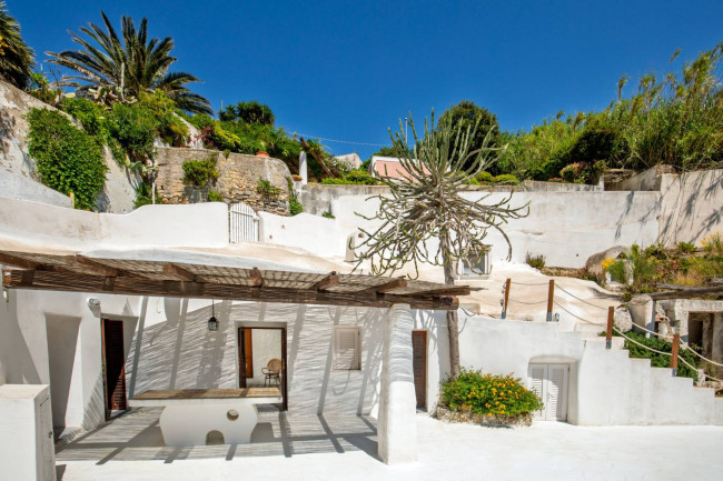 Villa in vendita a Ponza
