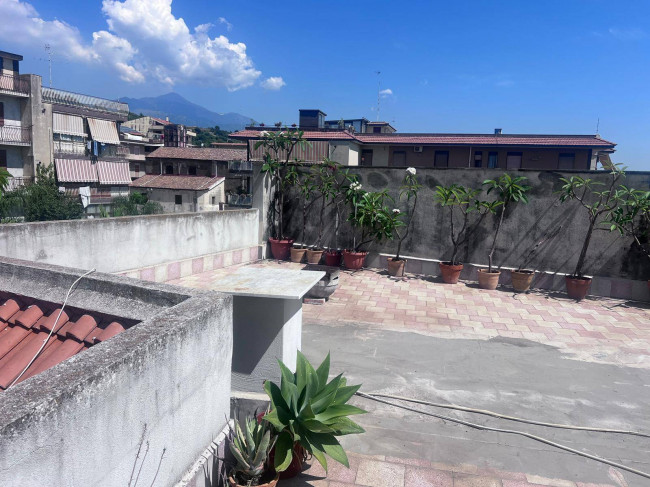 Appartamento in vendita a Aci Catena