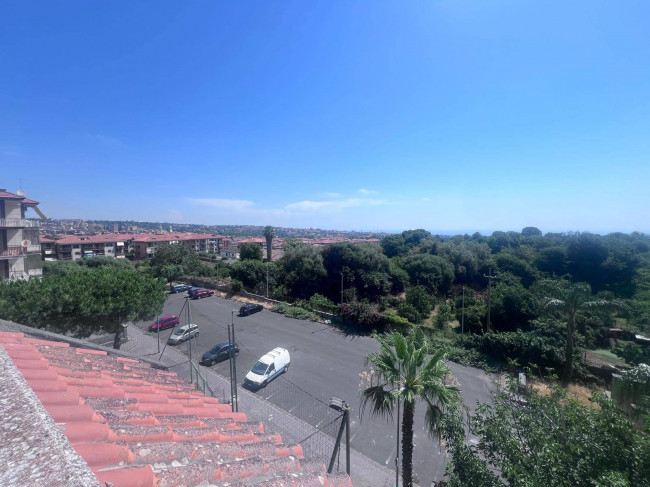 Appartamento in vendita a Aci Catena