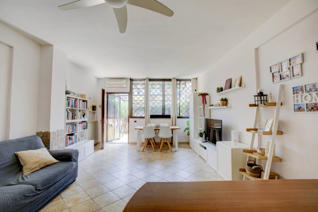 Villa a schiera in vendita a Pomezia