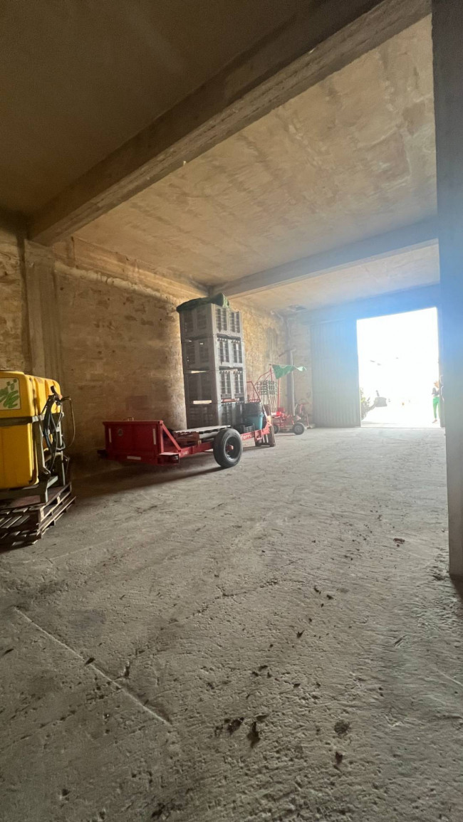 Capannone Industriale in vendita a Paceco