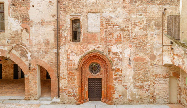 Castello in vendita a Lacchiarella