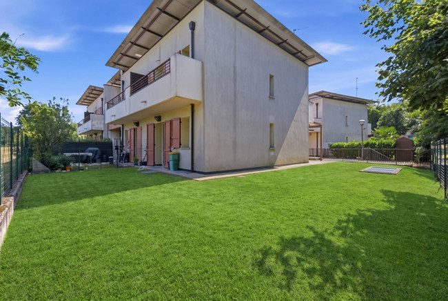 Villa a schiera in vendita a Somma Lombardo
