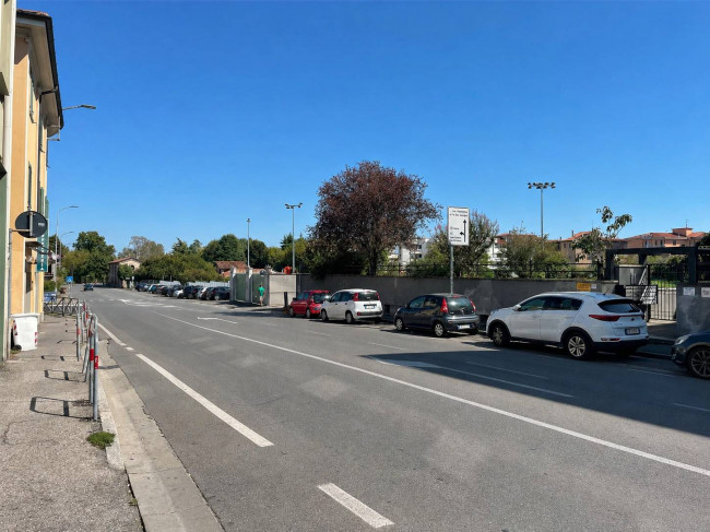 Ufficio in affitto a Crema