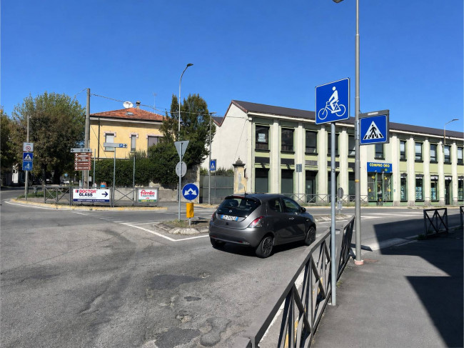 Ufficio in affitto a Crema