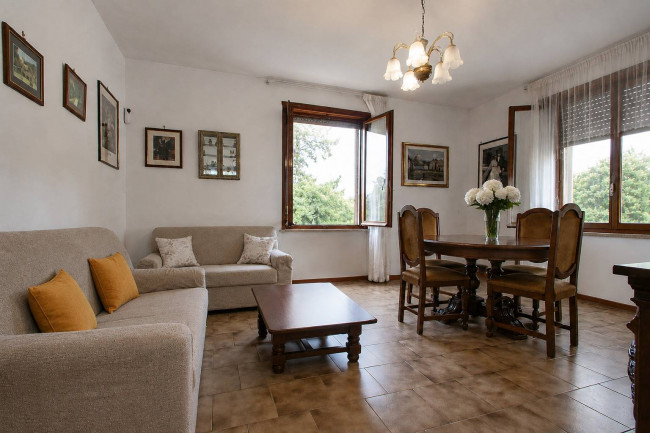Casa Indipendente in vendita a Roma