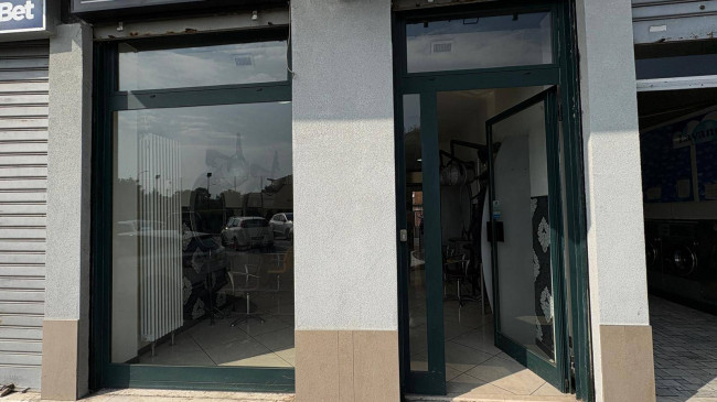 Negozio in vendita a Milano
