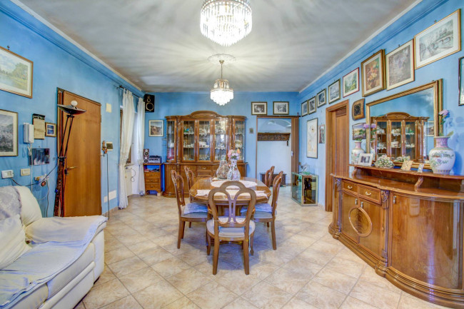 Villa bifamiliare in vendita a Ardea