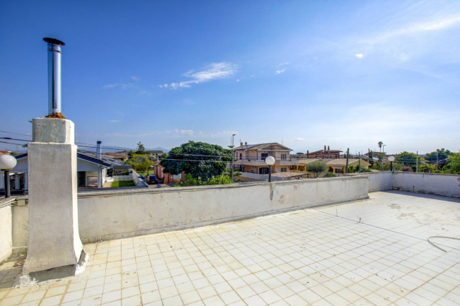 Villa bifamiliare in vendita a Ardea