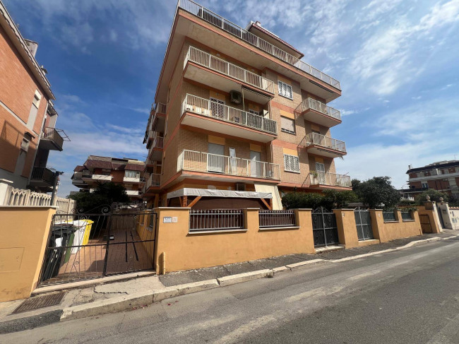 Appartamento in vendita a Pomezia
