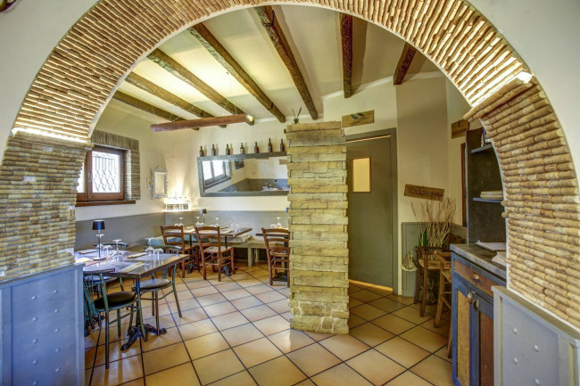 Ristorante in vendita a Pomezia