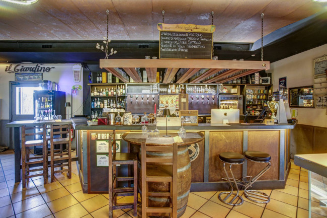 Ristorante in vendita a Pomezia