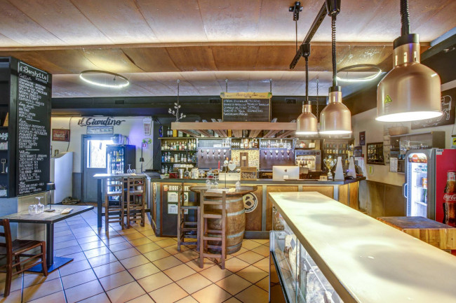 Ristorante in vendita a Pomezia