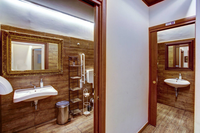 Ristorante in vendita a Pomezia