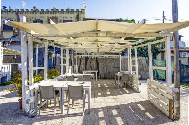 Ristorante in vendita a Pomezia